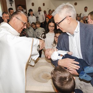 Kršteno šesto dijete obitelji Penavić